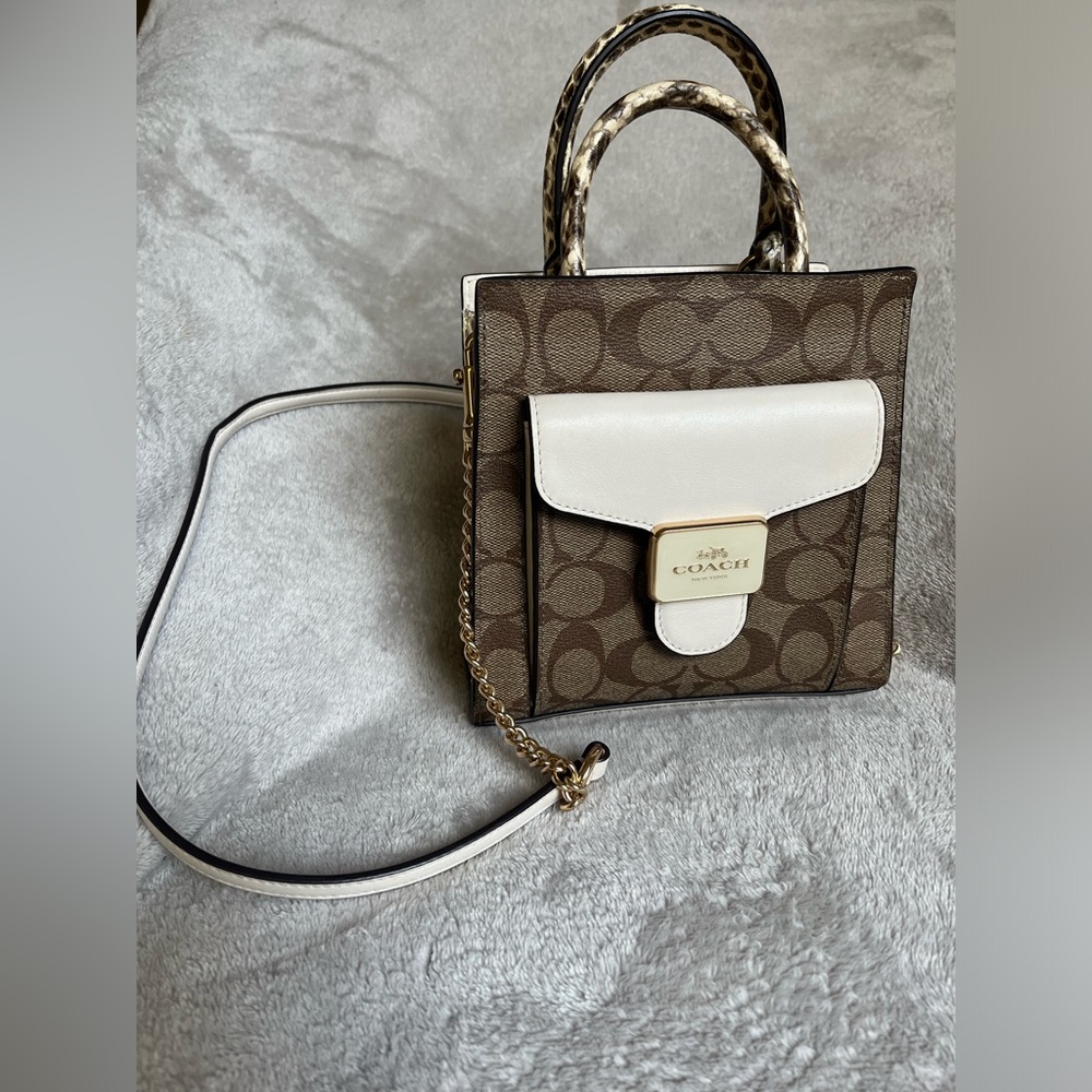 Coach Mini Cross Body bag